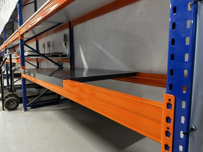 Настил металлический для паллетного фронтального стеллажа 1050*900мм