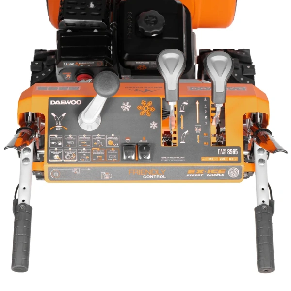 Снегоуборщик бензиновый DAEWOO DAST 8565 Снегоуборщик бензиновый DAEWOO DAST 8565