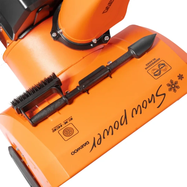 Снегоуборщик бензиновый DAEWOO DAST 8565 Снегоуборщик бензиновый DAEWOO DAST 8565