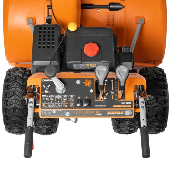 Снегоуборщик бензиновый DAEWOO DAST 17110 Снегоуборщик бензиновый DAEWOO DAST 17110