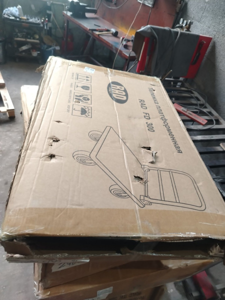 Тележка платформенная четырёхколёсная RAD FD 300 (900х600) черная  (Уценка) 248580