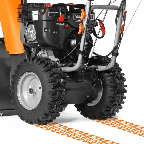 Снегоуборщик бензиновый DAEWOO DAST 330 Снегоуборщик бензиновый DAEWOO DAST 330