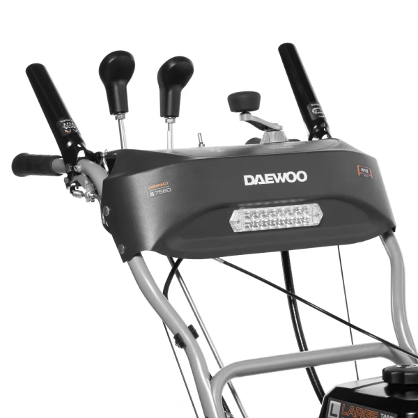 Снегоуборщик бензиновый DAEWOO S 7560 Снегоуборщик бензиновый DAEWOO S 7560