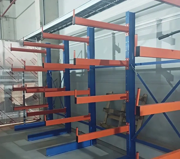 Стеллаж консольный односторонний (нагрузка на консоль 270 кг, глубина 1200 мм)