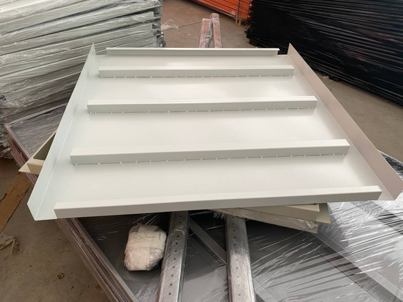 Настил металлический для паллетного фронтального стеллажа 1050*900мм