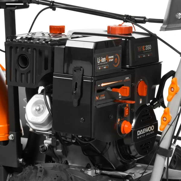 Снегоуборщик бензиновый DAEWOO DAST 330 (2024) Снегоуборщик бензиновый DAEWOO DAST 330 (2024)