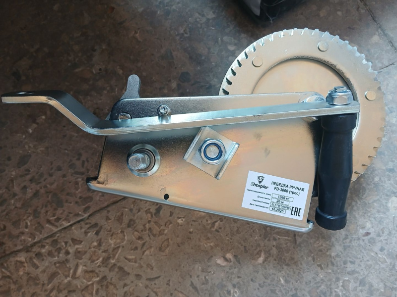 Лебедка ручная барабанная Shtapler FD-3000 (1360кг, 20м, трос) (Уценка) 229618