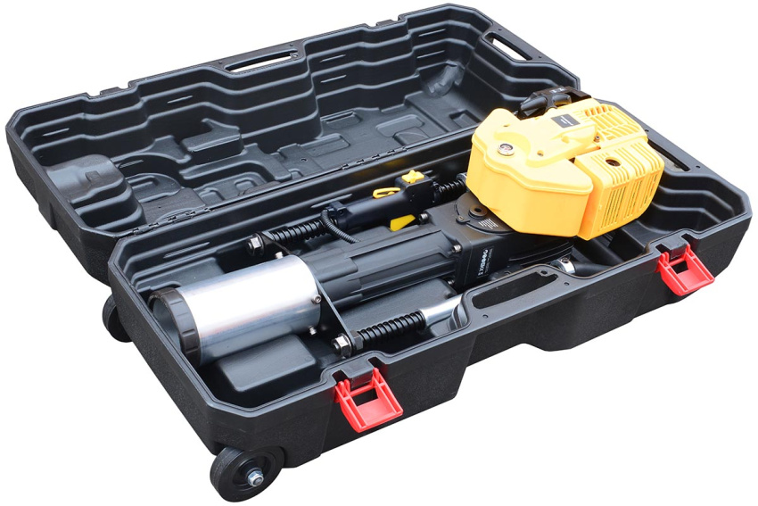 Бензиновый копер TSS-95GPD (100 мм) в кейсе