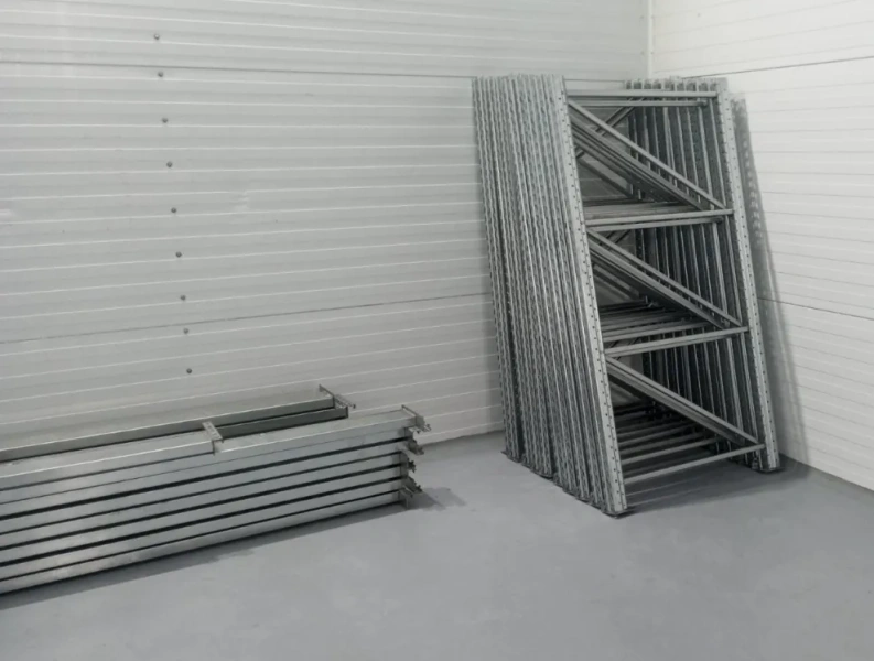 Оцинкованный стеллаж (нагрузка на уровень 3600 кг) 1 уровень