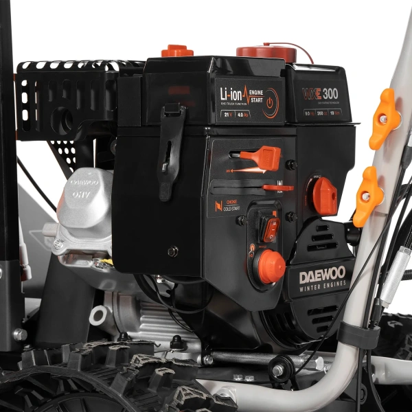 Снегоуборщик бензиновый DAEWOO DAST 427 Снегоуборщик бензиновый DAEWOO DAST 427