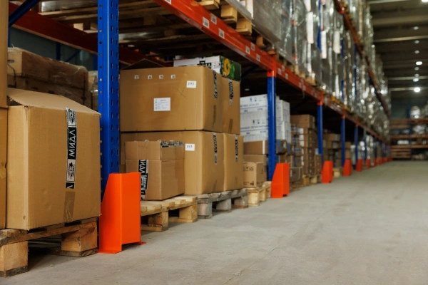 Защита стойки стеллажа фронтальная в комплекте, сталь