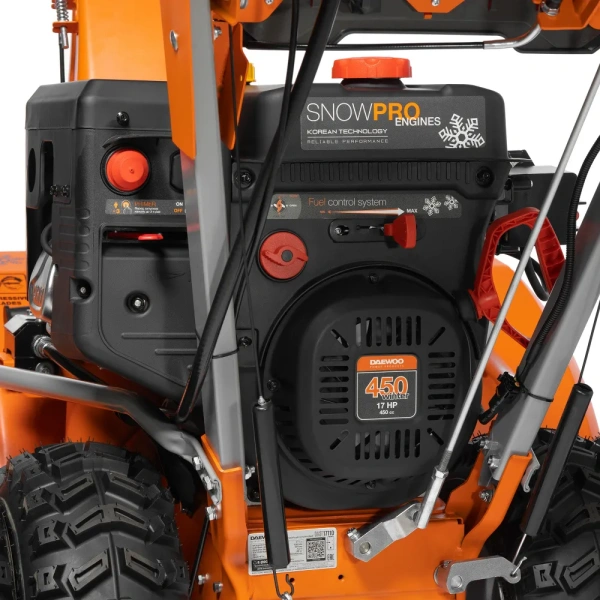 Снегоуборщик бензиновый DAEWOO DAST 17110 Снегоуборщик бензиновый DAEWOO DAST 17110