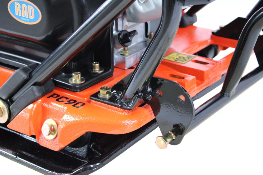 Виброплита бензиновая RAD PC90-H Виброплита бензиновая RAD PC90-H