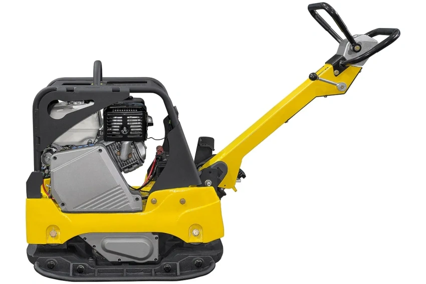 Виброплита реверсивная TSS-CP-320 (гидравлический привод, электростарт, АКБ) Виброплита реверсивная TSS-CP-320 (гидравлический привод, электростарт, АКБ)