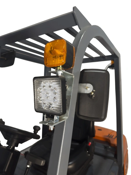 Погрузчик вилочный дизельный Qingcha CPCD-X490 30ZSM45 (E3.ST.SC.PS.1220.SH)