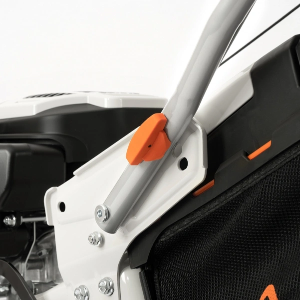 Газонокосилка бензиновая самоходная DAEWOO L 43SP