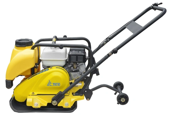 Виброплита TSS-WP100TH (колесный комплект, бак) Виброплита TSS-WP100TH (колесный комплект, бак)