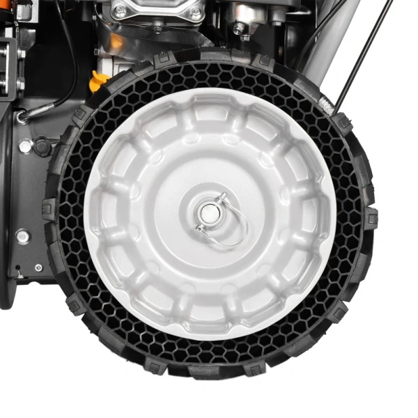 Снегоуборщик бензиновый DAEWOO S 6560 Снегоуборщик бензиновый DAEWOO S 6560