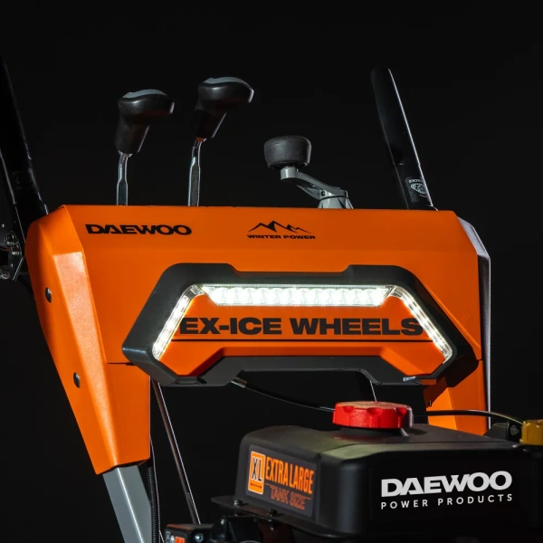 Снегоуборщик бензиновый DAEWOO DAST 8570 Снегоуборщик бензиновый DAEWOO DAST 8570