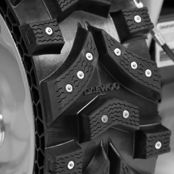 Снегоуборщик бензиновый DAEWOO DAST 9070 (LCT) Снегоуборщик бензиновый DAEWOO DAST 9070 (LCT)