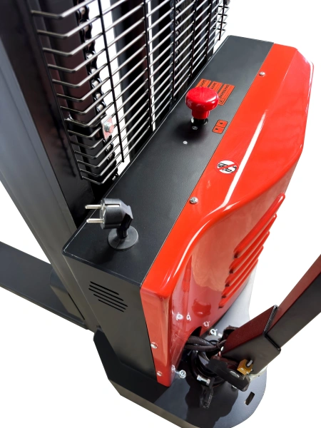 Штабелер самоходный Shtapler QSD 1216 (FL)