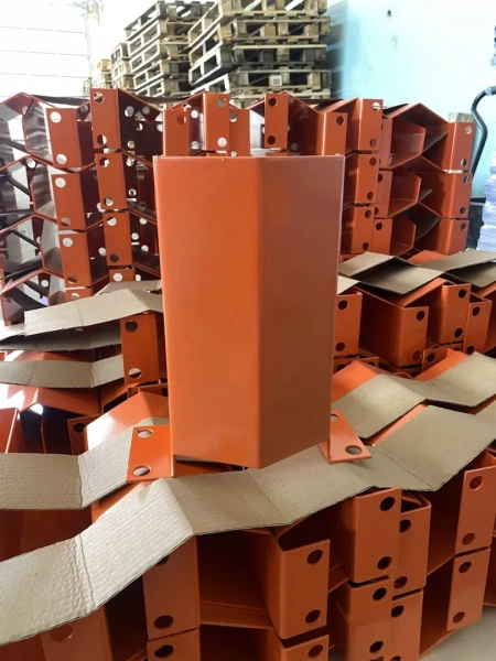 Защита стойки фронтальная для стеллажа в комплекте, сталь