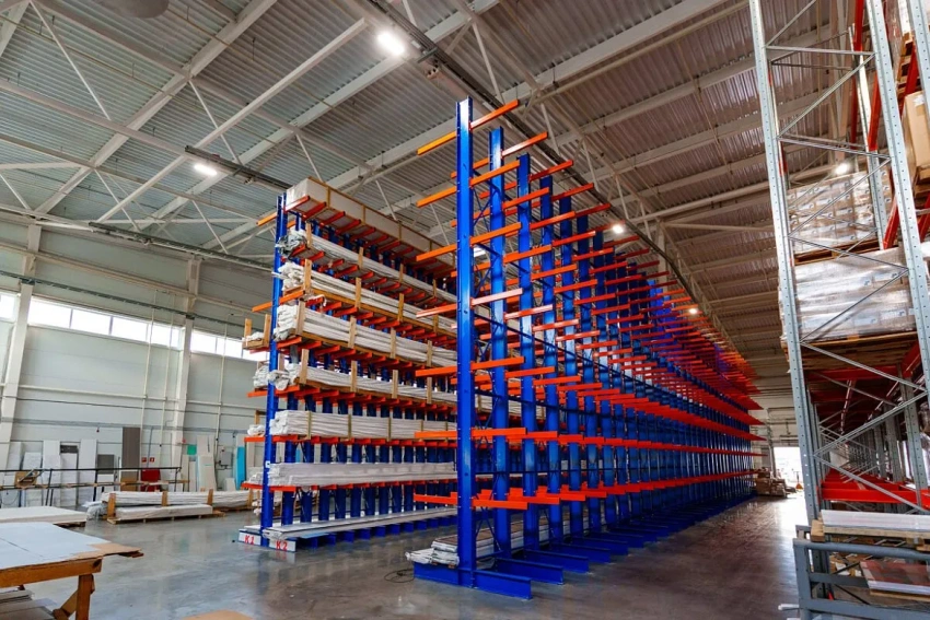 Стеллаж консольный двусторонний (нагрузка на консоль 500 кг, глубина 1450 мм)