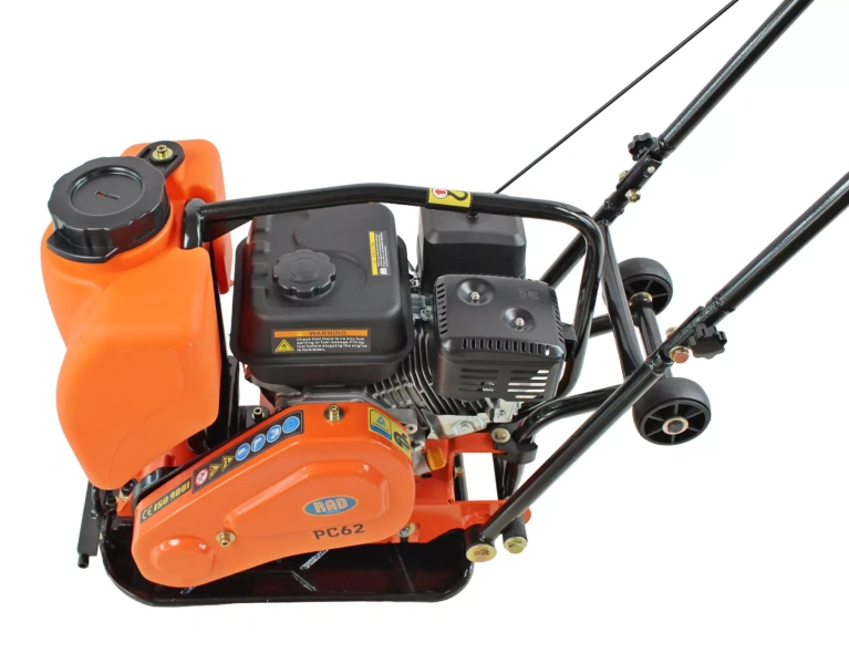 Виброплита бензиновая RAD PC62-L Виброплита бензиновая RAD PC62-L